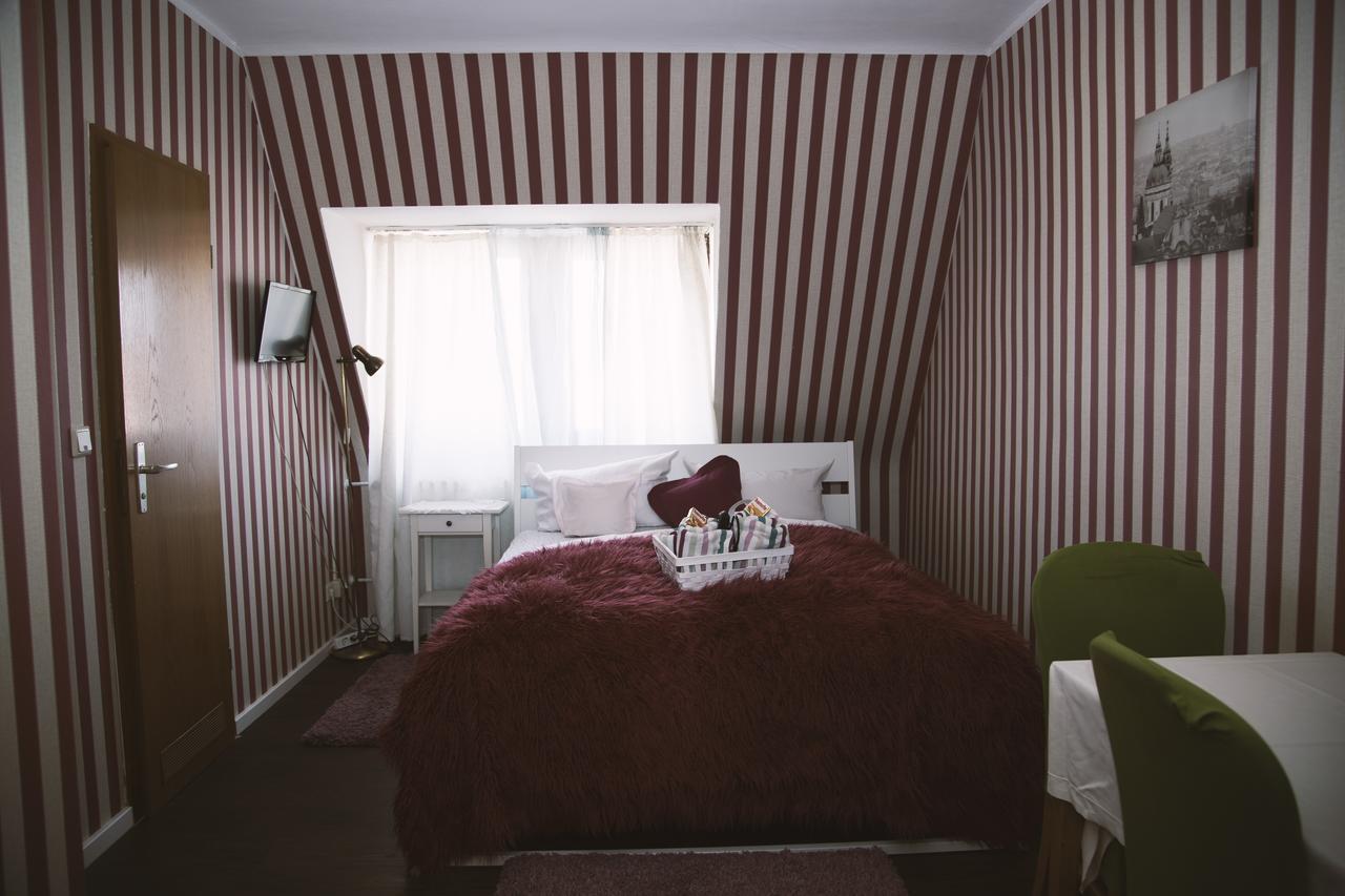 Hotel Barbarossa Garni Wurzburg Bagian luar foto