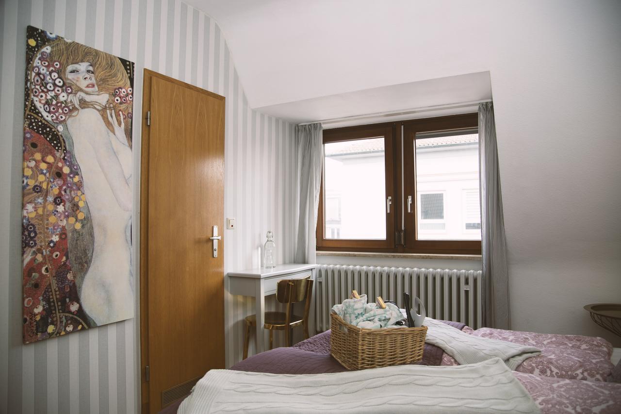 Hotel Barbarossa Garni Wurzburg Bagian luar foto