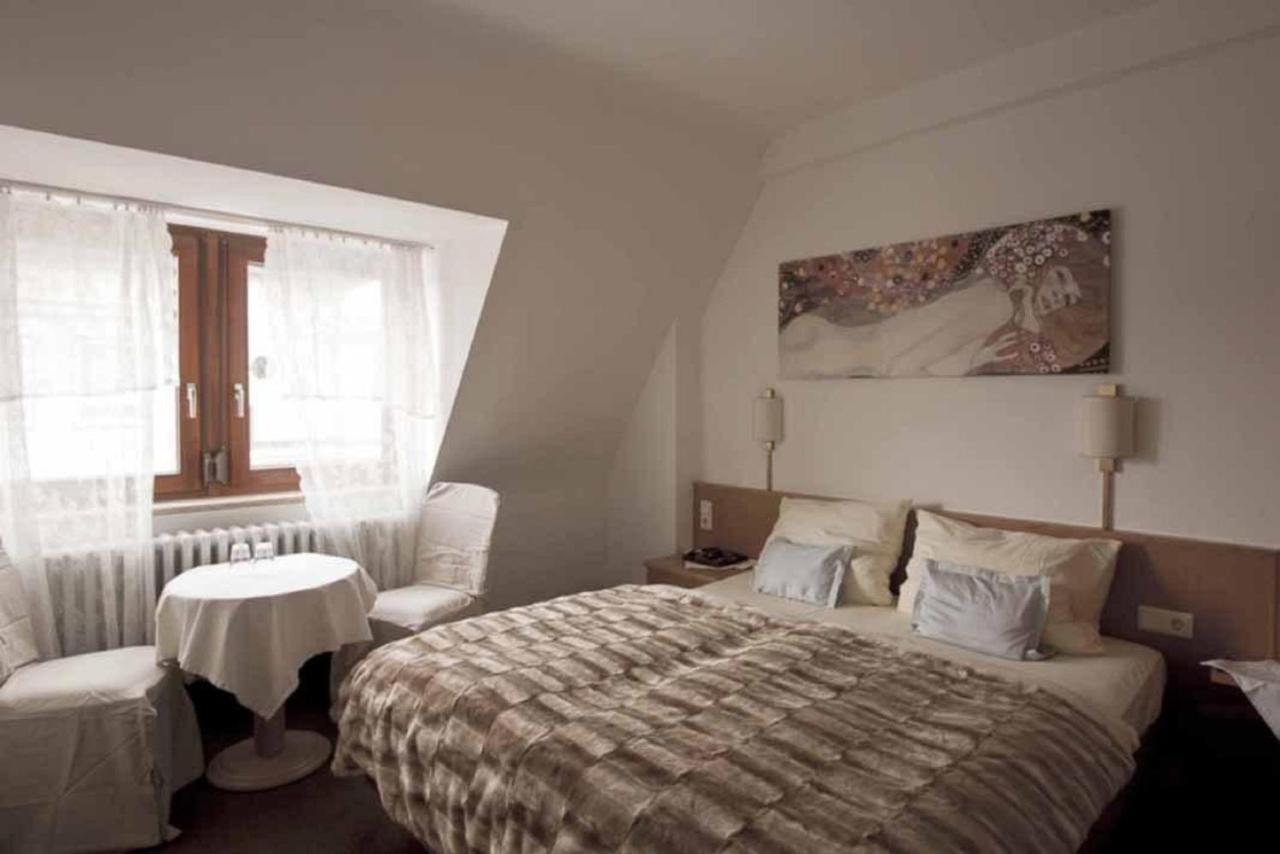 Hotel Barbarossa Garni Wurzburg Ruang foto